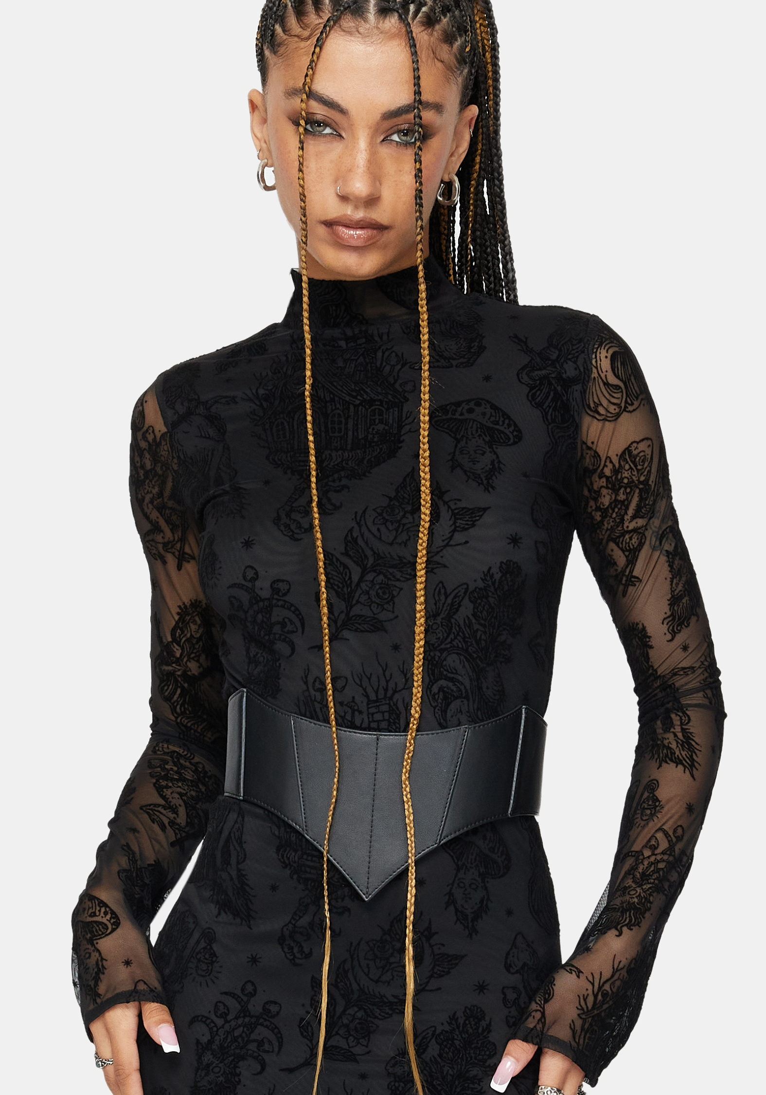 Chic Pointed Waist Belt for Women – Adjustable Black Woven Belt with Unique Detail
