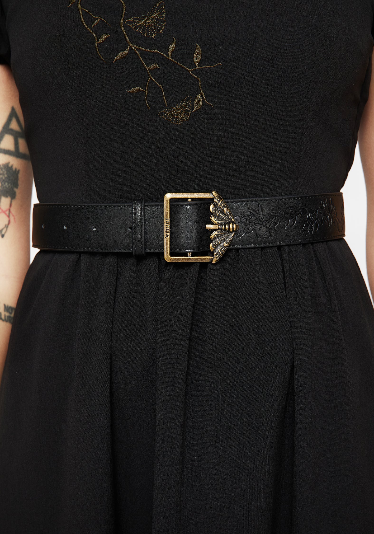 Gothic Rose Pattern Black Faux Leather Belt with Gold Moth Buckle
