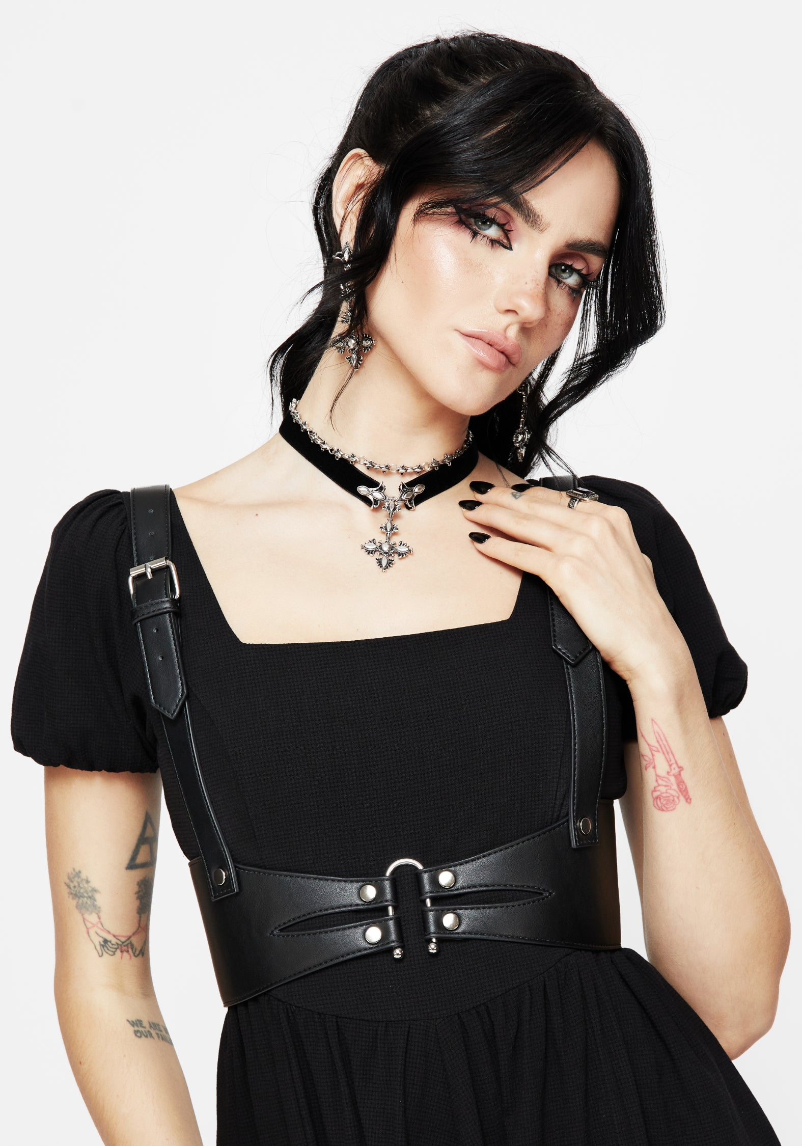 Edgy Black Woven Body Belt with Metal Oval Detail - Adjustable Fit for Bold Style